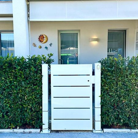 P020 - Porto Recanati, Nuovo Trilocale Con Giardino Екстериор снимка