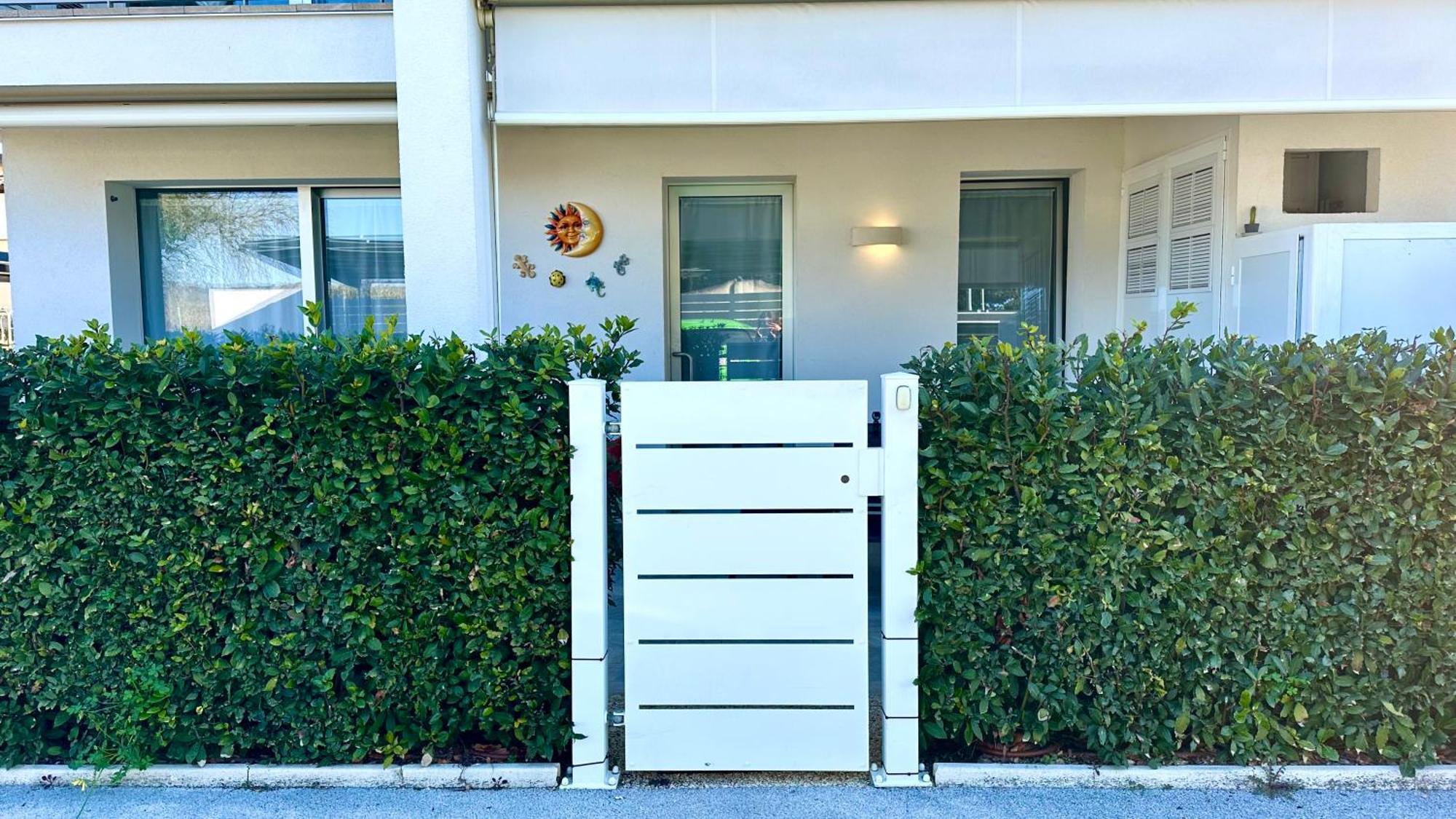 P020 - Porto Recanati, Nuovo Trilocale Con Giardino Екстериор снимка